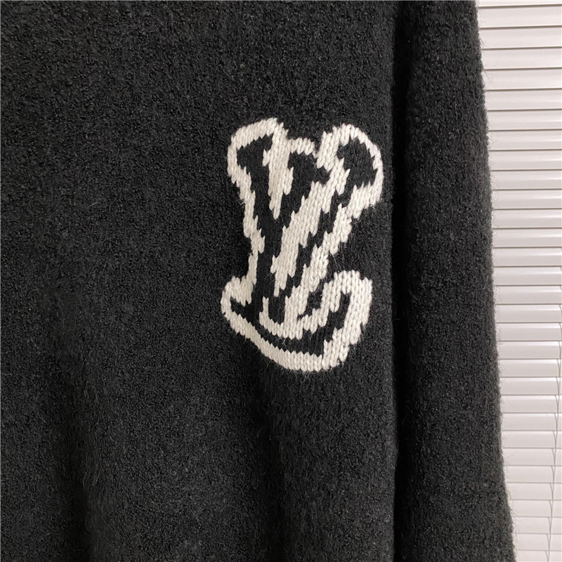 Louis Vuitton Sweaters